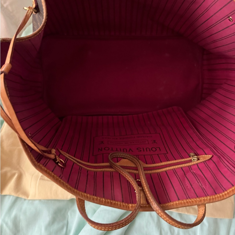 Louis Vuitton Brown Tote with High-Quality Leather Trim